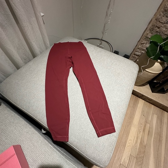Lululemon Wunder Train Leggings 25” - Picture 3 of 5